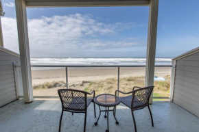 Rockaway Beach Retreat- beachfront townhome